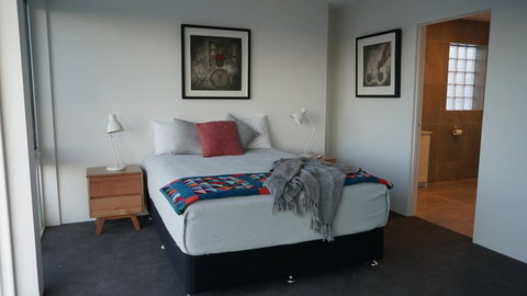 Anchorage Tasmania - Accommodation Southport 2