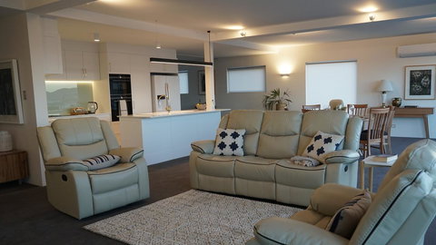 Anchorage Tasmania - Accommodation Southport 5