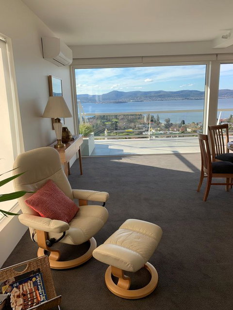 Anchorage Tasmania - Accommodation Southport 7