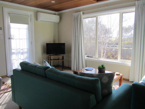 Elm Trees Accommodation @ Ross - Southport Accommodation 15