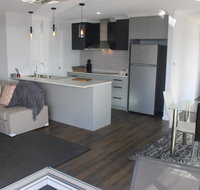 Hilltop Ocean Views  - Southport Accommodation