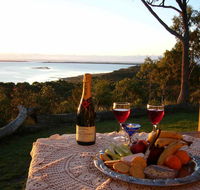 Island View Spa Cottage - Southport Accommodation