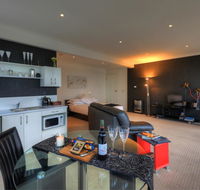 Sheer Pleasure Accommodation - Southport Accommodation
