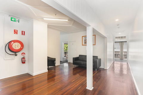 Newmarket Hotel - Southport Accommodation 3