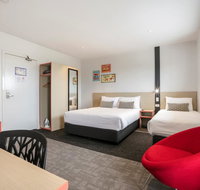 Nightcap at Camp Hill Hotel - Accommodation Southport