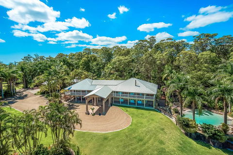 Noosa Haven - Southport Accommodation 0