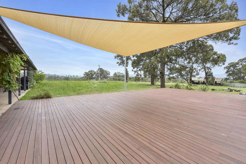 Nulkaba Escape, Super Central, Walk To Zoo, Short Drive To Potters + Wineries - Southport Accommodation 2