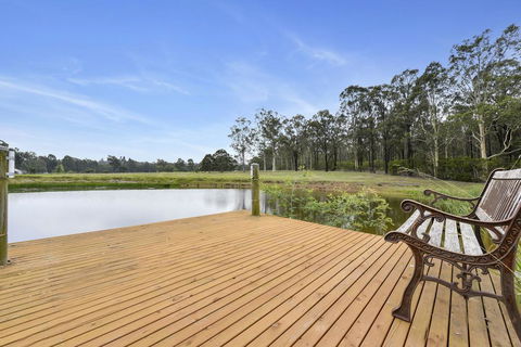 Nulkaba Escape, Super Central, Walk To Zoo, Short Drive To Potters + Wineries - Southport Accommodation 0