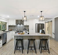 Nulkaba House  -  Sleeping in Style - Southport Accommodation