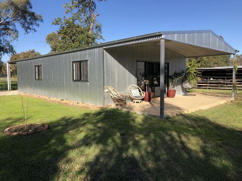Oak Lane Guest House & Farm Stay - Southport Accommodation 1