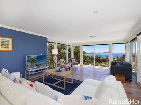 Ocean Breeze - 41 Kurrawyba Avenue, Terrigal - Southport Accommodation 2