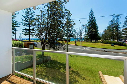 Ocean Court 8 13 Lord Street - Southport Accommodation 1