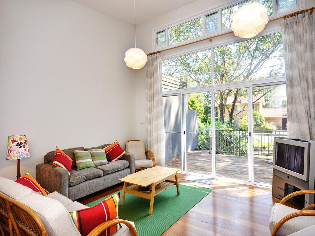 Hawks Nest NSW Accommodation Southport