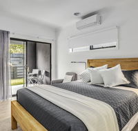 Ocean Sounds Studio Quiet and beach - Southport Accommodation