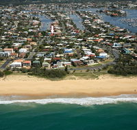 Oomoo 27b - 4 BDRM Townhouse - Close to Beaches - Southport Accommodation