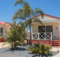 Outback Oasis Caravan Park - Southport Accommodation