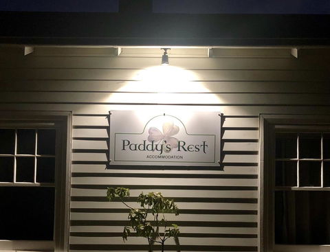 Paddys Rest - Southport Accommodation 3