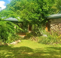 Palm Grove Rainforest Retreat - Southport Accommodation