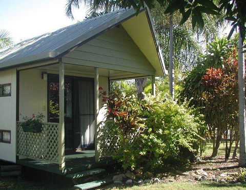 Palm View Holiday Apartments - Southport Accommodation 2