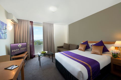 Park Regis Concierge Apartments - Southport Accommodation 2