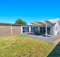 Parker Eco House - Southport Accommodation