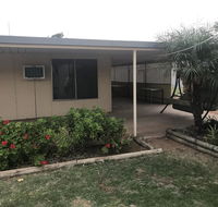 Peace and Quiet near the Beach - Southport Accommodation