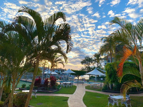 Pelican Cove Apartments - Southport Accommodation 3