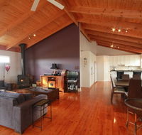 Pelican Sands Bed  Breakfast - Southport Accommodation