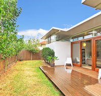 Perla del Mare - Southport Accommodation