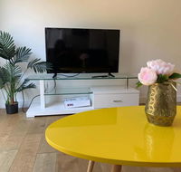 Pleasant Bedroom in Bentleigh East - Southport Accommodation