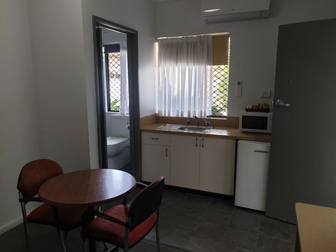 Port Aloha Motel - Southport Accommodation 3