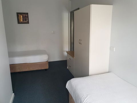 Port Aloha Motel - Southport Accommodation 2