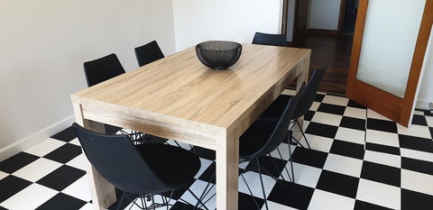 Port Life Beach House - Accommodation Southport 2