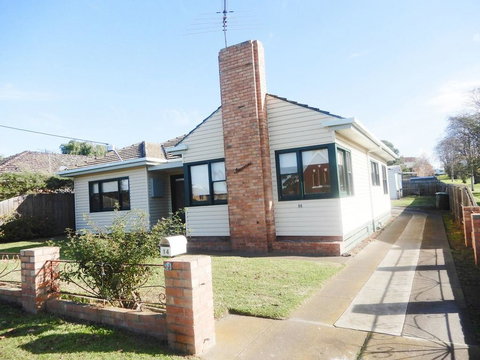 Port Life Beach House - Accommodation Southport 0