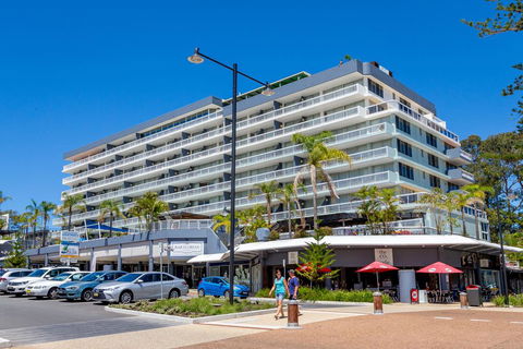 Port Pacific Resort - Southport Accommodation 0