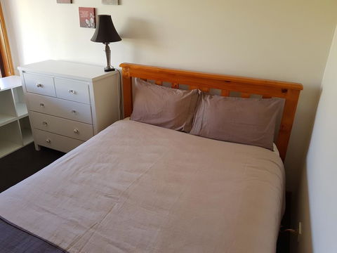 Portarlington Beach Shack 50 Metres To The Water - Southport Accommodation 3