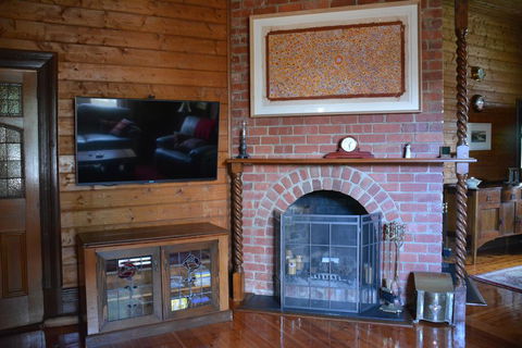 Portarlington Vicarage - Southport Accommodation 1