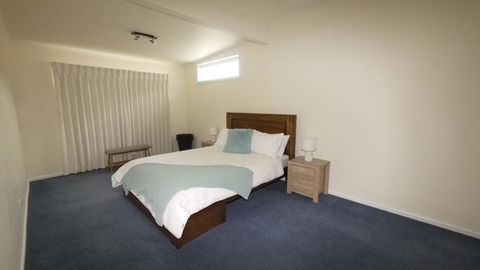 Position On Alexander - Southport Accommodation 2
