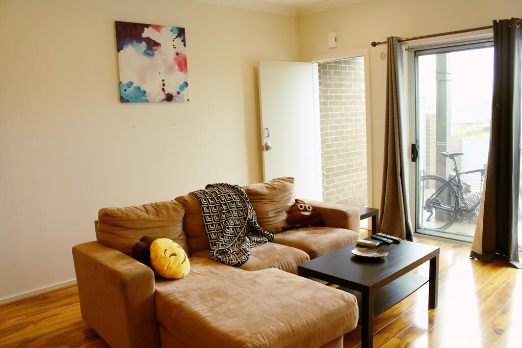 Waramanga ACT Southport Accommodation