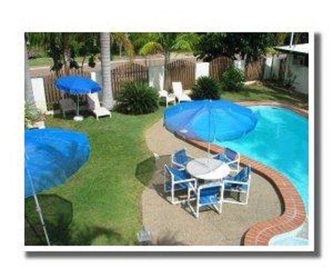 Queens Beach Hotel - Southport Accommodation 2