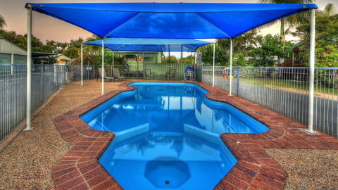 Queens Beach Tourist Village - Southport Accommodation 0