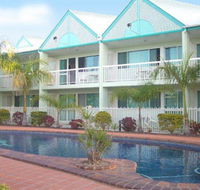 Reef Adventureland Motor Inn - Southport Accommodation