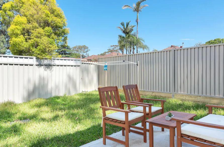 Lugarno NSW Southport Accommodation