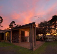 Rockbank Retreat - Southport Accommodation