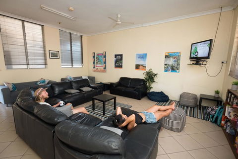 Rockhampton Backpackers YHA - Southport Accommodation 3
