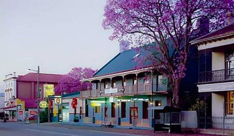Royal Hotel Singleton - Southport Accommodation 0
