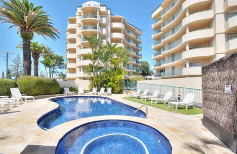 Royal Pacific Resort - Southport Accommodation 0