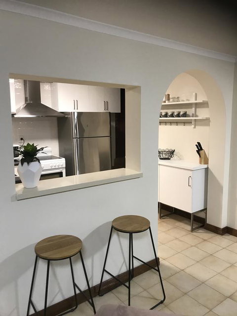 SA House - Accommodation Southport 3