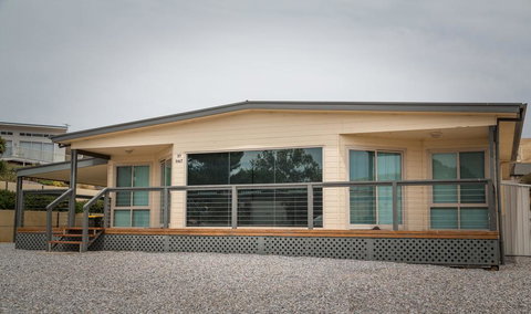 SALT - 37 Oceanview Drive - Accommodation Southport 1