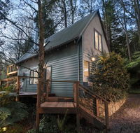 Santosa Cottage Sassafras - Southport Accommodation